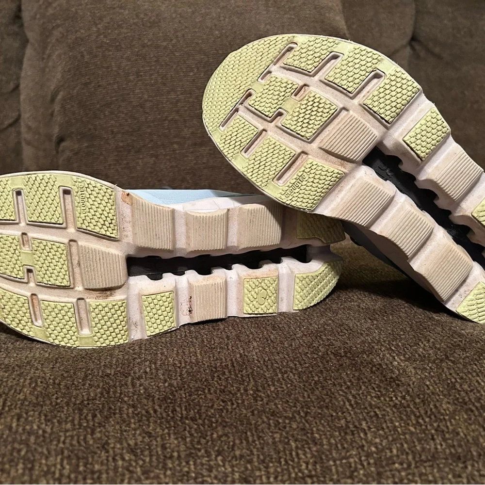 On Cloudstratus - Picture 3 of 3